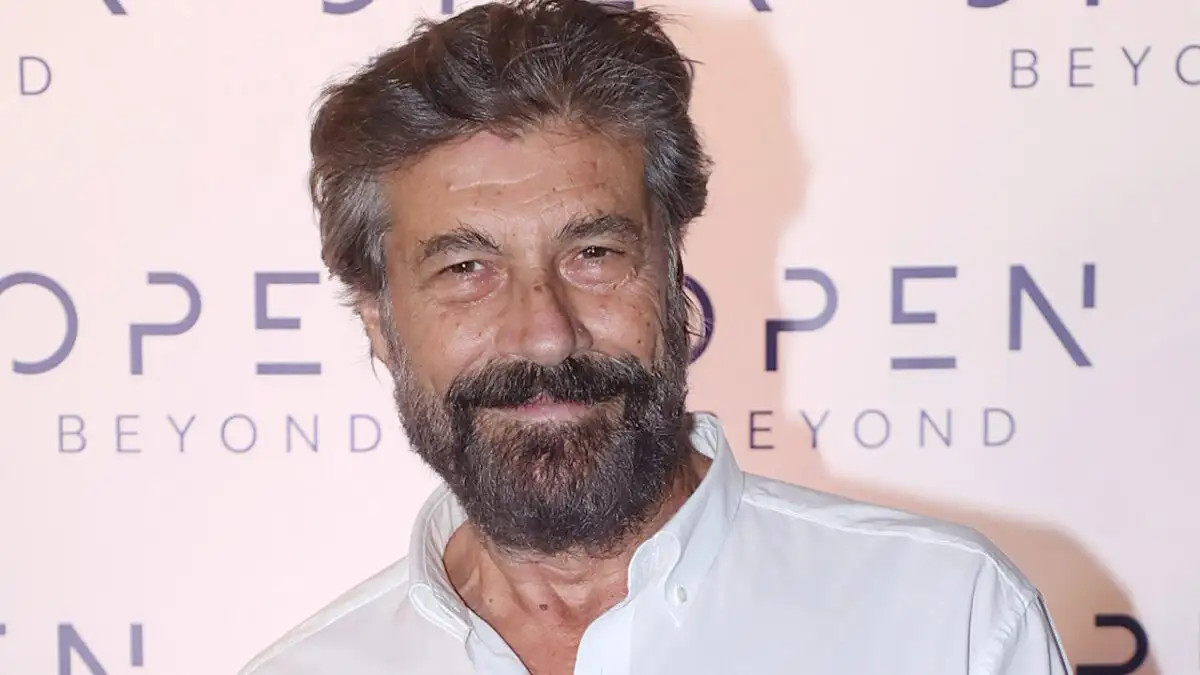 Νίκος Βερλέκης: «Πάντα κυνήγησα περισσότερο τη ζωή παρά τη δουλειά»