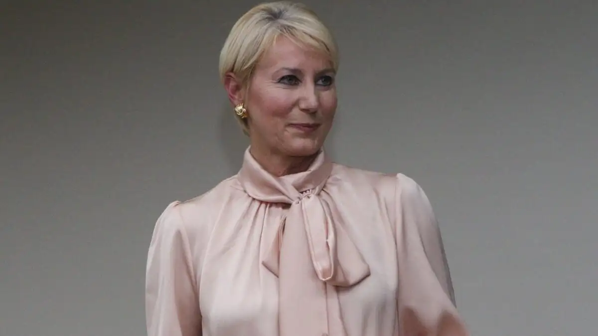 Νατάσα Παζαΐτη: Διπλή έκπληξη για τα γενέθλιά της – «Η ομάδα μου, η δική μου ζεστή αγκαλιά» Νατάσα Παζαΐτη: Διπλή έκπληξη για τα γενέθλιά της – «Η ομάδα μου, η δική μου ζεστή αγκαλιά»