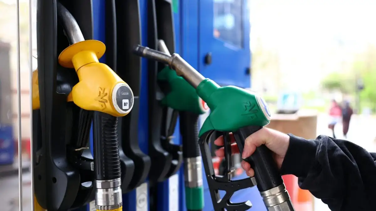 Fuel Pass 2026: Από αύριο, Μεγάλη Δευτέρα 6/4 ανοίγουν οι αιτήσεις στο vouchers.gov.gr