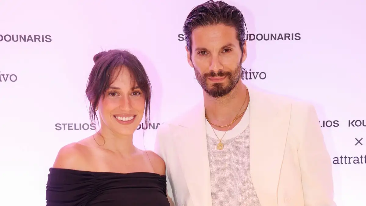 Γιώργος Καράβας – Ραφαέλα Ψαρρού: Οικογενειακές πασχαλινές διακοπές στη Μάνη Γιώργος Καράβας – Ραφαέλα Ψαρρού: Οικογενειακές πασχαλινές διακοπές στη Μάνη