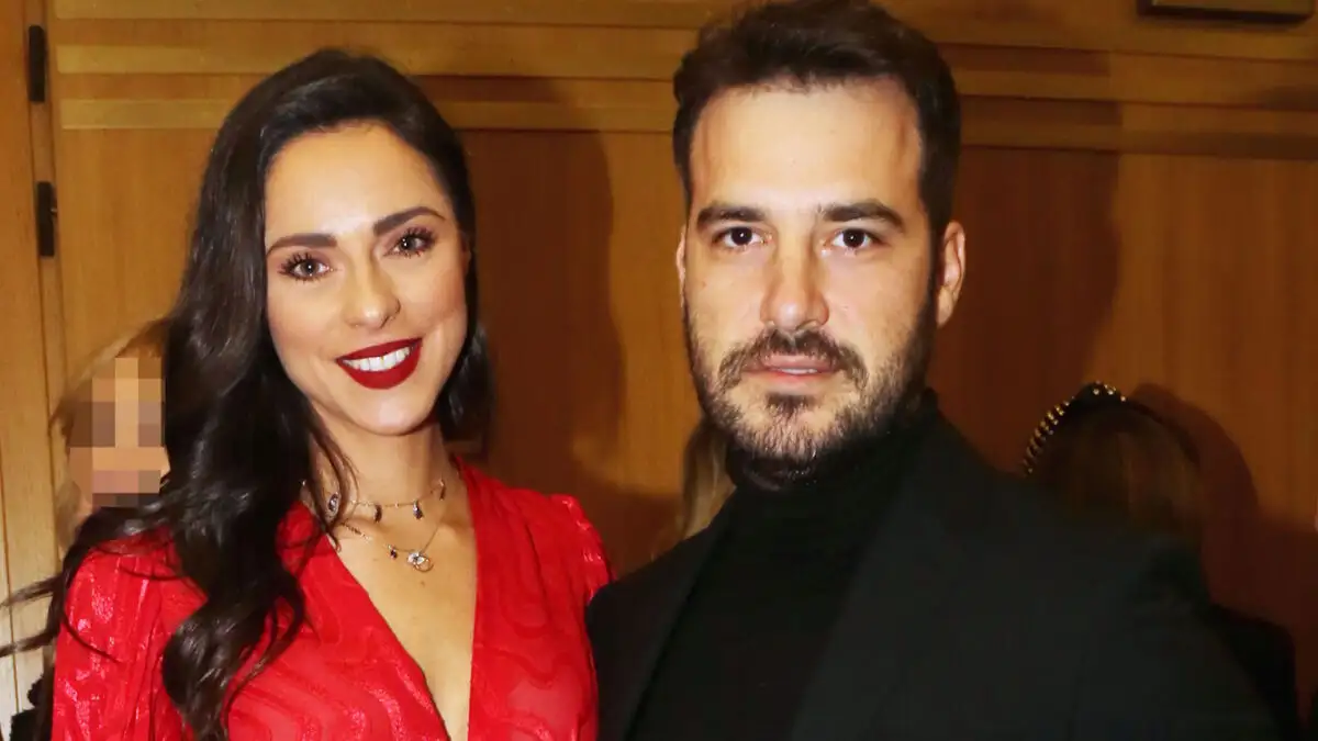 Η Ευαγγελία Συριοπούλου μιλά για τον σύζυγό της: «Είμαι ακόμη ερωτευμένη μετά από 16 χρόνια»