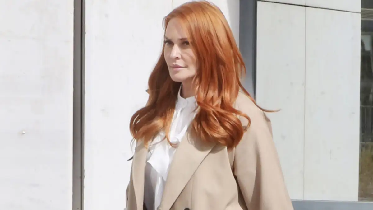 Η Σίσσυ Χρηστίδου γιόρτασε το Πάσχα βάφοντας αβγά με τους γιους της