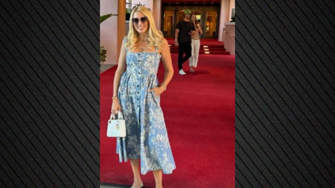 Κωνσταντίνα Σπυροπούλου: Πόζαρε στον φακό και… πέρασε πίσω της η Αλεσάντρα Αμπρόσιο