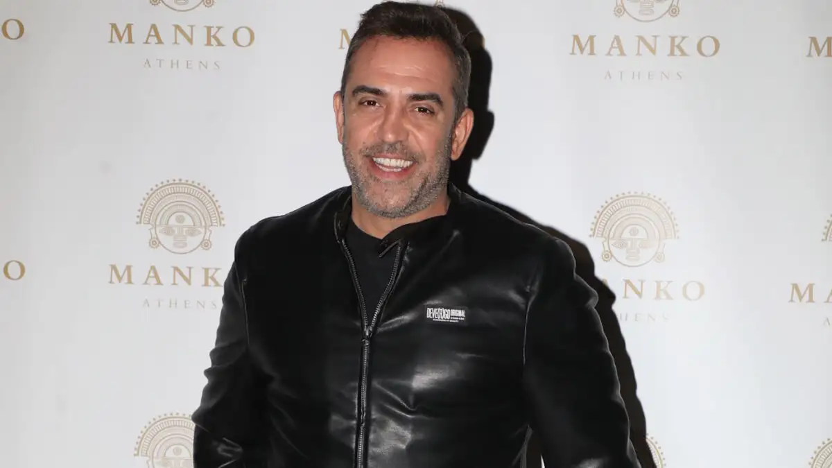 Στέφανος Κωνσταντινίδης για Κατερίνα Καινούργιου: Μας βλέπει προφανώς απ’ το δωμάτιο του μαιευτηρίου