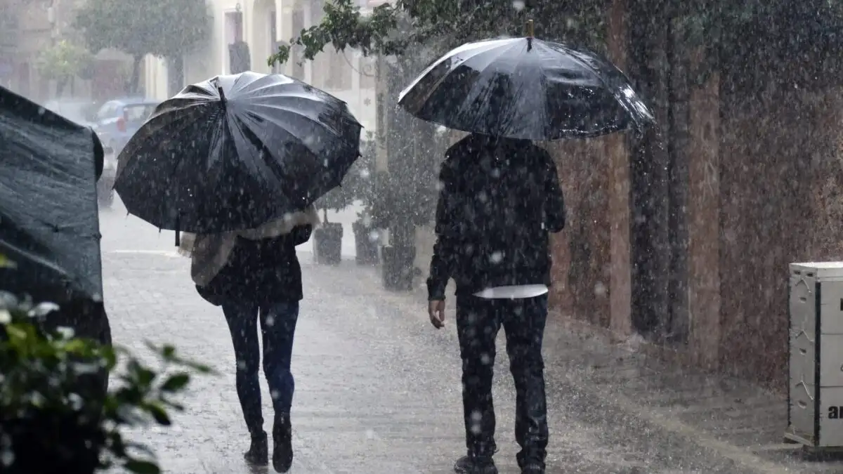 Κακοκαιρία «Erminio»: Θυελλώδεις άνεμοι στο Αιγαίο και καταιγίδες σε 10 περιοχές – Επικαιροποιήθηκε το έκτακτο δελτίο