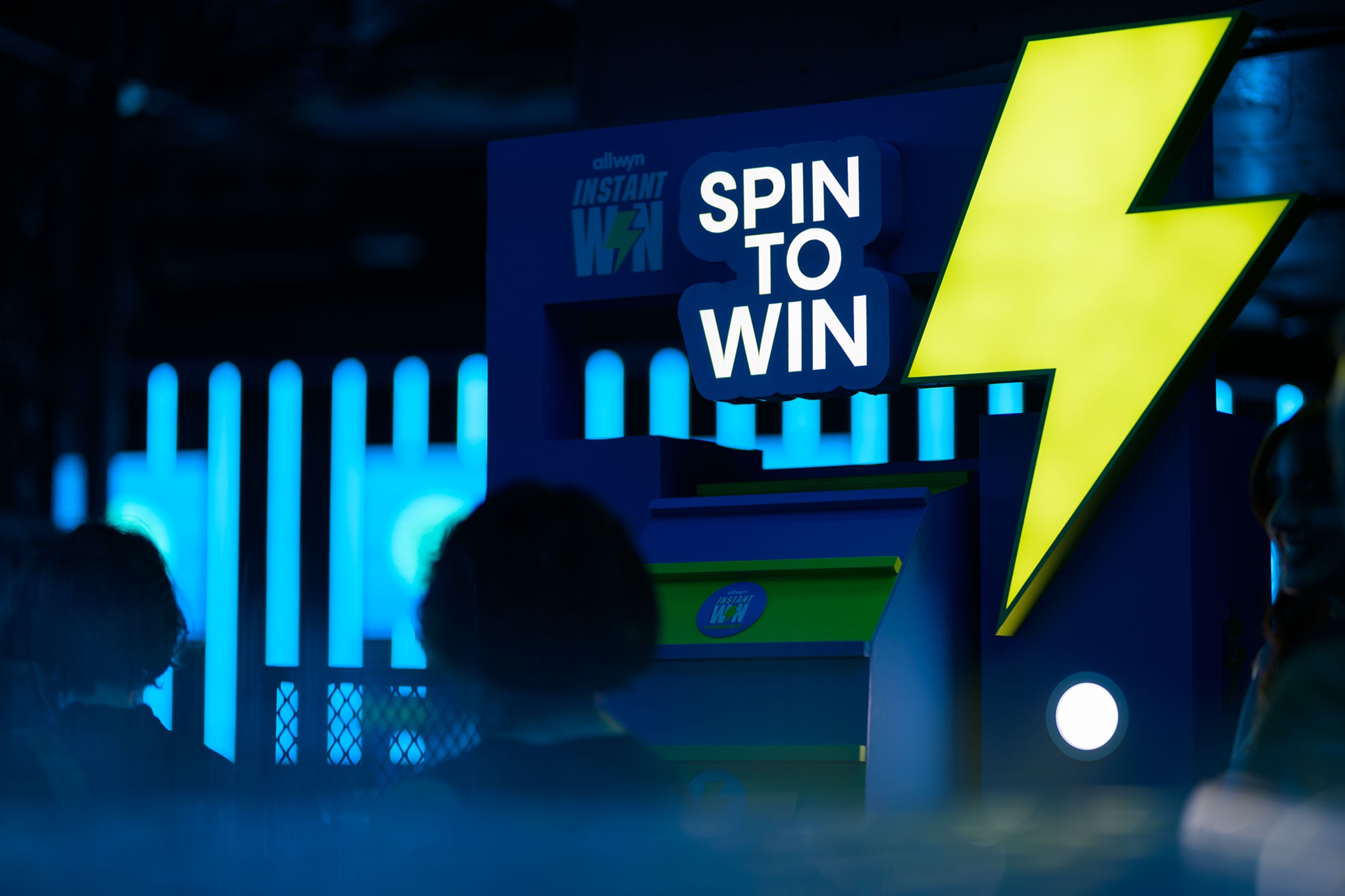 Όλα όσα έγιναν στο μεγάλο πάρτι του Instant Win με κέρδη 100.000 ευρώ για έναν σούπερ νικητή - Ο Φώτης Α. από την Κοζάνη ήταν ο υπερτυχερός του φαντασμαγορικού event από την Allwyn