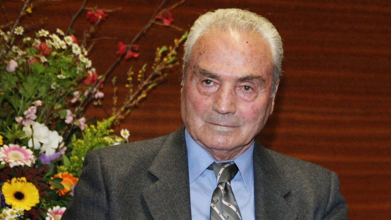 Έφυγε από τη ζωή ο Σταύρος Τσώχος – Από τον Ολυμπιακό στη δημοσιογραφία