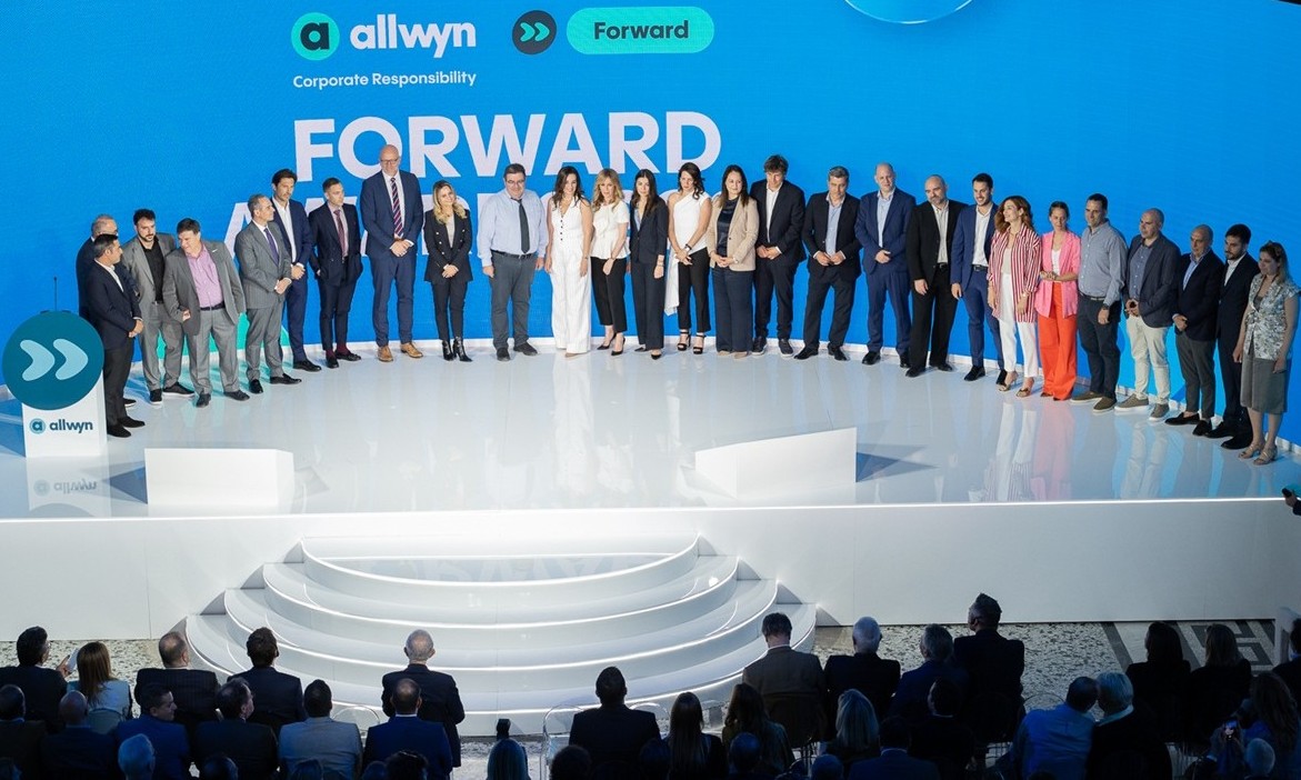 Η Allwyn Hellas γιόρτασε τα 10 χρόνια του προγράμματος Forward με 100 επιχειρήσεις στην οικογένειά του