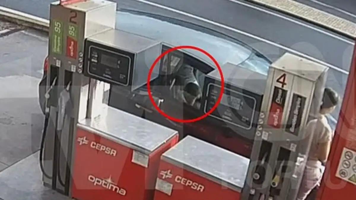 Πορτογαλία: Προφυλακίστηκαν η μητέρα και ο σύντροφός της για την εγκατάλειψη των δύο παιδιών – Αμετακίνητη η εισαγγελική πρόταση Πορτογαλία: Προφυλακίστηκαν η μητέρα και ο σύντροφός της για την εγκατάλειψη των δύο παιδιών – Αμετακίνητη η εισαγγελική πρόταση
