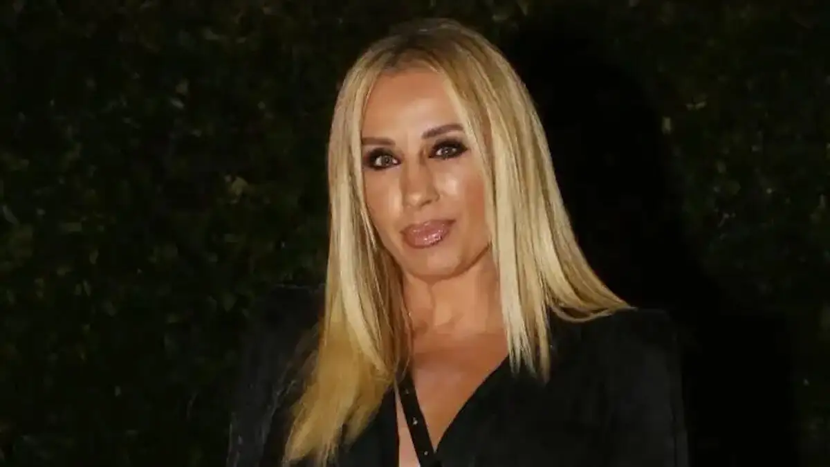Συγκλονίζει η κουμπάρα της Γωγώς Μαστροκώστα: «Προσευχόμαστε για ένα θαύμα» Συγκλονίζει η κουμπάρα της Γωγώς Μαστροκώστα: «Προσευχόμαστε για ένα θαύμα»