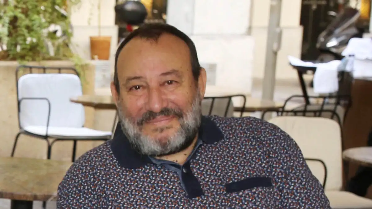 Μίλτος Καρατζάς: Συγκλονίζει για τη μάχη του με τη σοβαρή ουρολοίμωξη και τη νοσηλεία σε ΜΕΘ Μίλτος Καρατζάς: Συγκλονίζει για τη μάχη του με τη σοβαρή ουρολοίμωξη και τη νοσηλεία σε ΜΕΘ