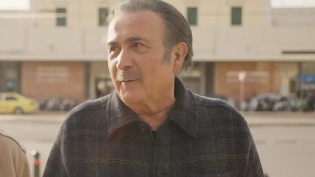Ο Λάκης Λαζόπουλος ανακοινώνει το τέλος της θεατρικής του διαδρομής