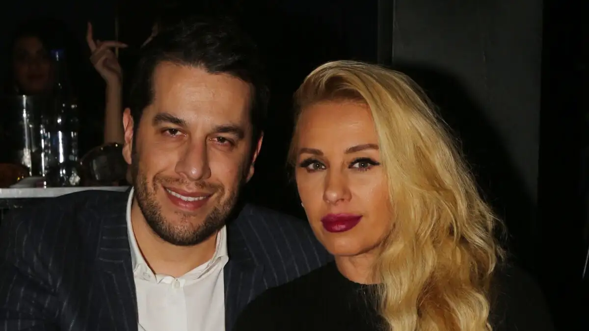 Συγκλονίζει ο Χάρης Σιανίδης για τη Γωγώ Μαστροκώστα: «Της χρωστάω πολλά» Συγκλονίζει ο Χάρης Σιανίδης για τη Γωγώ Μαστροκώστα: «Της χρωστάω πολλά»
