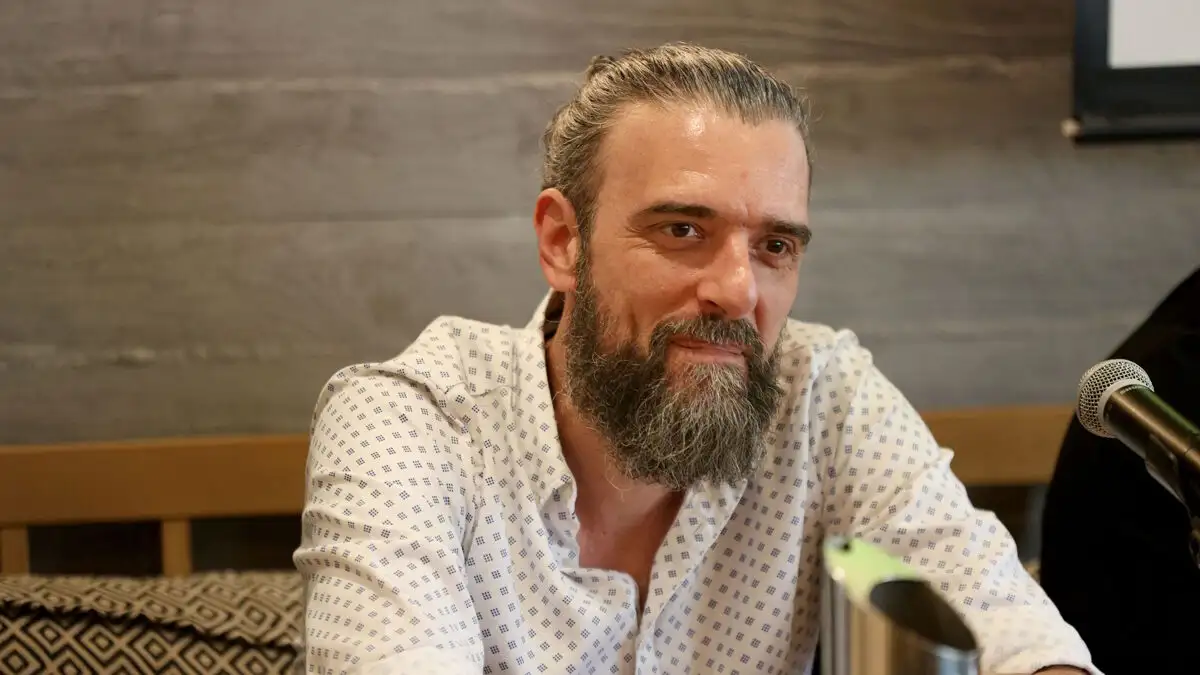 Σωτήρης Τσαφούλιας: Η συγκινητική εξομολόγηση – «Ο πατέρας μου πέρασε δίπλα μου και δεν με γνώρισε»