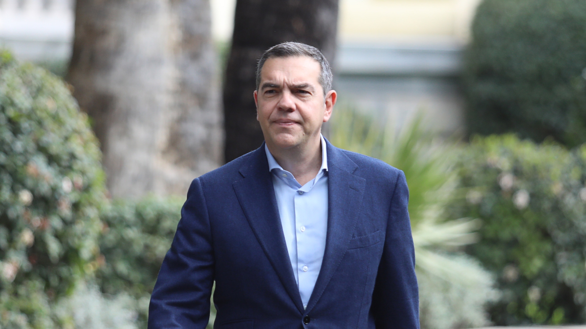 Τσίπρας: αυτός και η κοινωνία, με βίντεο η παρουσίαση του ονόματος και του σήματος του κόμματος