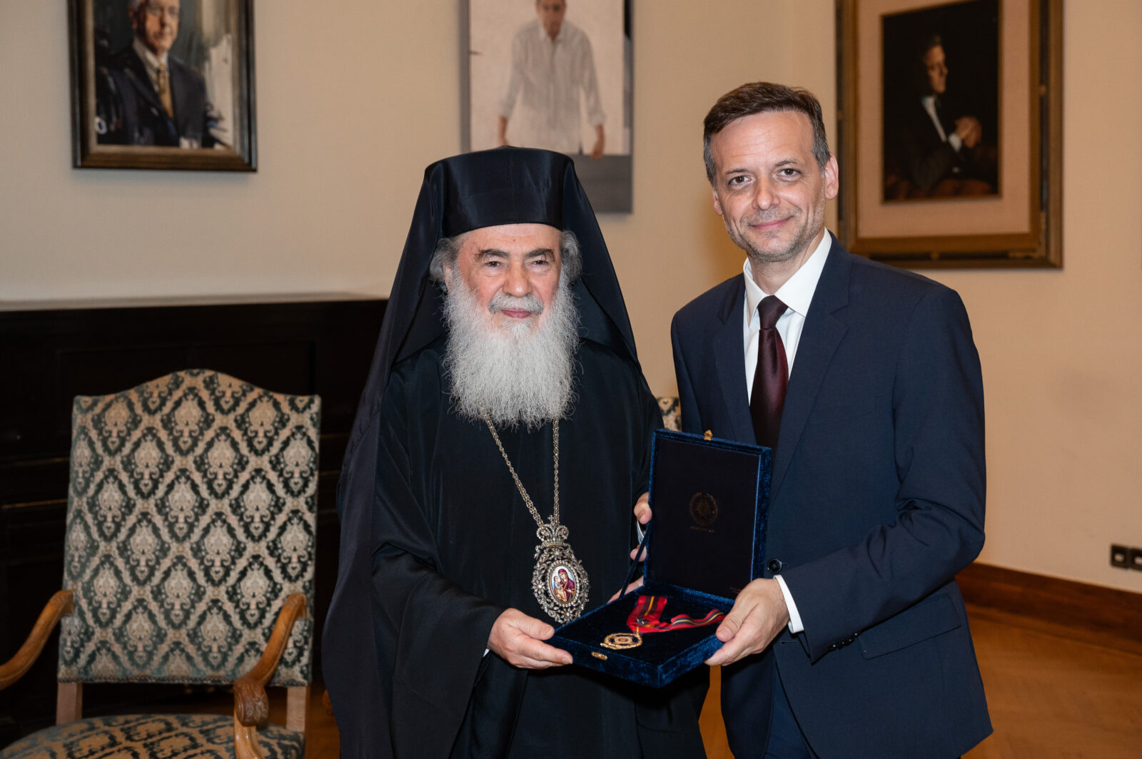 Χάρης Δούκας: «Σε μια εποχή όπου ο φανατισμός και η μισαλλοδοξία απειλούν την κοινωνική συνοχή,υπηρετείτε τον διάλογο και την ειρηνική συνύπαρξη» Χάρης Δούκας: «Σε μια εποχή όπου ο φανατισμός και η μισαλλοδοξία απειλούν την κοινωνική συνοχή,υπηρετείτε τον διάλογο και την ειρηνική συνύπαρξη»