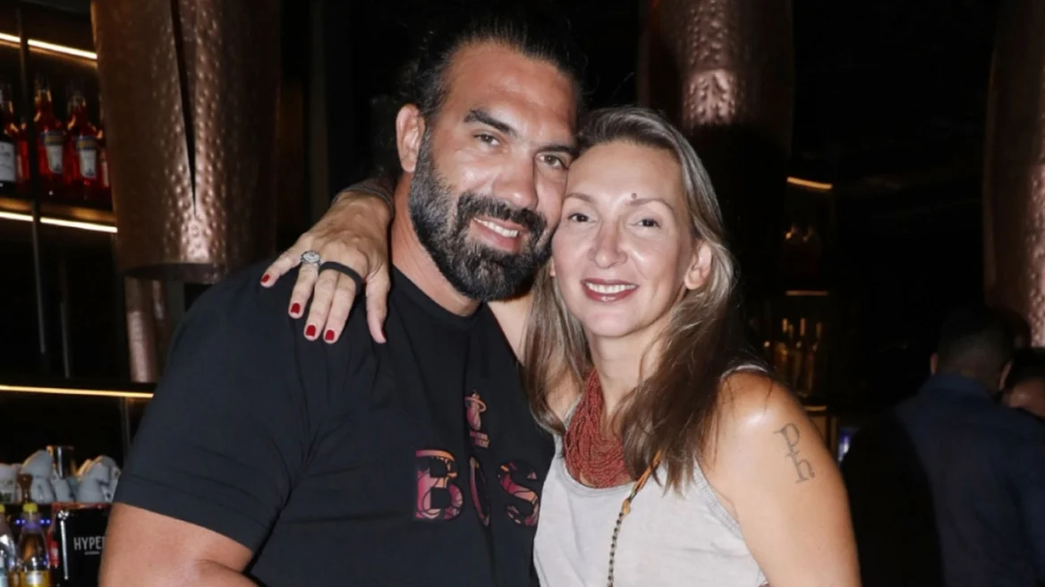 Φανή Χαλκιά για τη μάχη του συζύγου της: «Έφυγε ένα πρωί από το σπίτι και λείπει δυόμισι χρόνια» Φανή Χαλκιά για τη μάχη του συζύγου της: «Έφυγε ένα πρωί από το σπίτι και λείπει δυόμισι χρόνια»