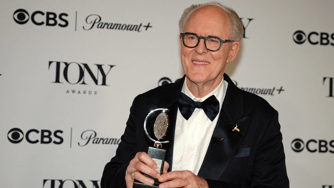 Ο Τζον Λίθγκοου έγραψε ιστορία στα Tony Awards – Έγινε ο γηραιότερος άνδρας ηθοποιός που κερδίζει βραβείο