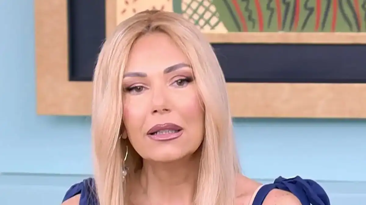 Τίνα Μεσσαροπούλου: Επέστρεψε στο «Happy Day» – Η ενημέρωση για την κατάσταση του Γιώργου Μυλωνάκη