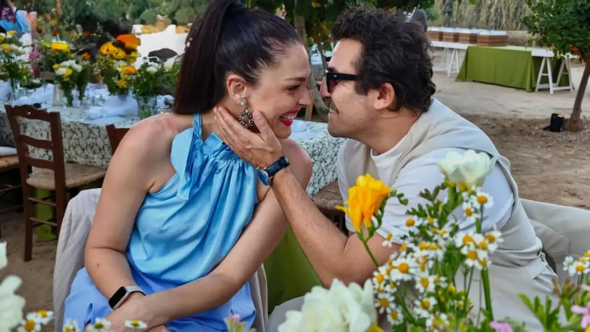 Ιωάννα Τριανταφυλλίδου και Κίμων Κουρής: Full in love με σπάνια κοινή πόζα