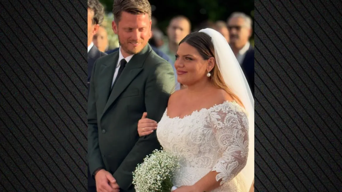 Δανάη Μπάρκα: Η αλλαγή στο Instagram προφίλ της που συζητήθηκε – Πρόσθεσε το επώνυμο του συζύγου της