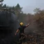 Γαλλία: Η «φωτιά ζόμπι» κοντά στο Μπορντό σταμάτησε την επέλασή της – Τεράστιες καταστροφές και χιλιάδες εκτοπισμένοι