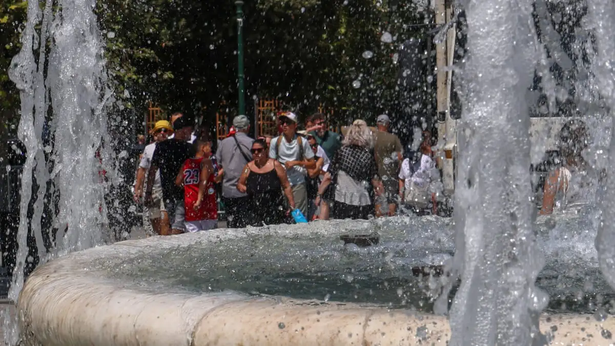 Καιρός αύριο: Έντονη ζέστη με θερμοκρασίες έως 41°C – Άνεμοι έως 6 μποφόρ στο Αιγαίο Καιρός αύριο: Έντονη ζέστη με θερμοκρασίες έως 41°C – Άνεμοι έως 6 μποφόρ στο Αιγαίο