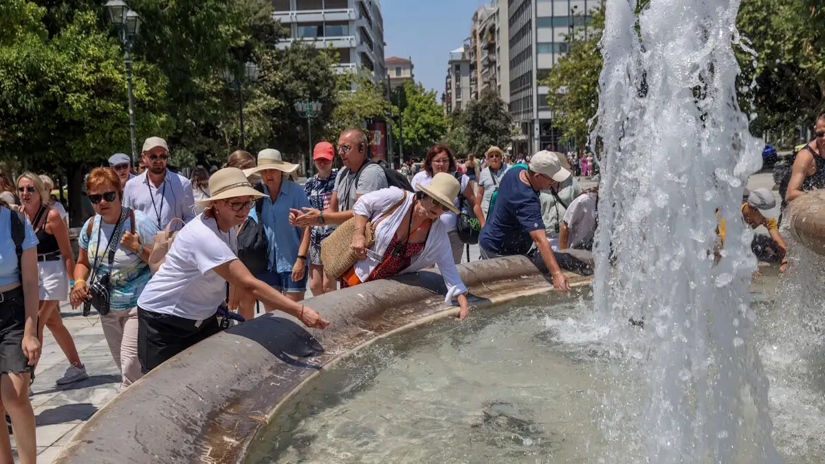 Καιρός: Νέο κύμα έντονης ζέστης προ των πυλών – Έως τους 42°C αναμένεται να δείξει ο υδράργυρος Καιρός: Νέο κύμα έντονης ζέστης προ των πυλών – Έως τους 42°C αναμένεται να δείξει ο υδράργυρος