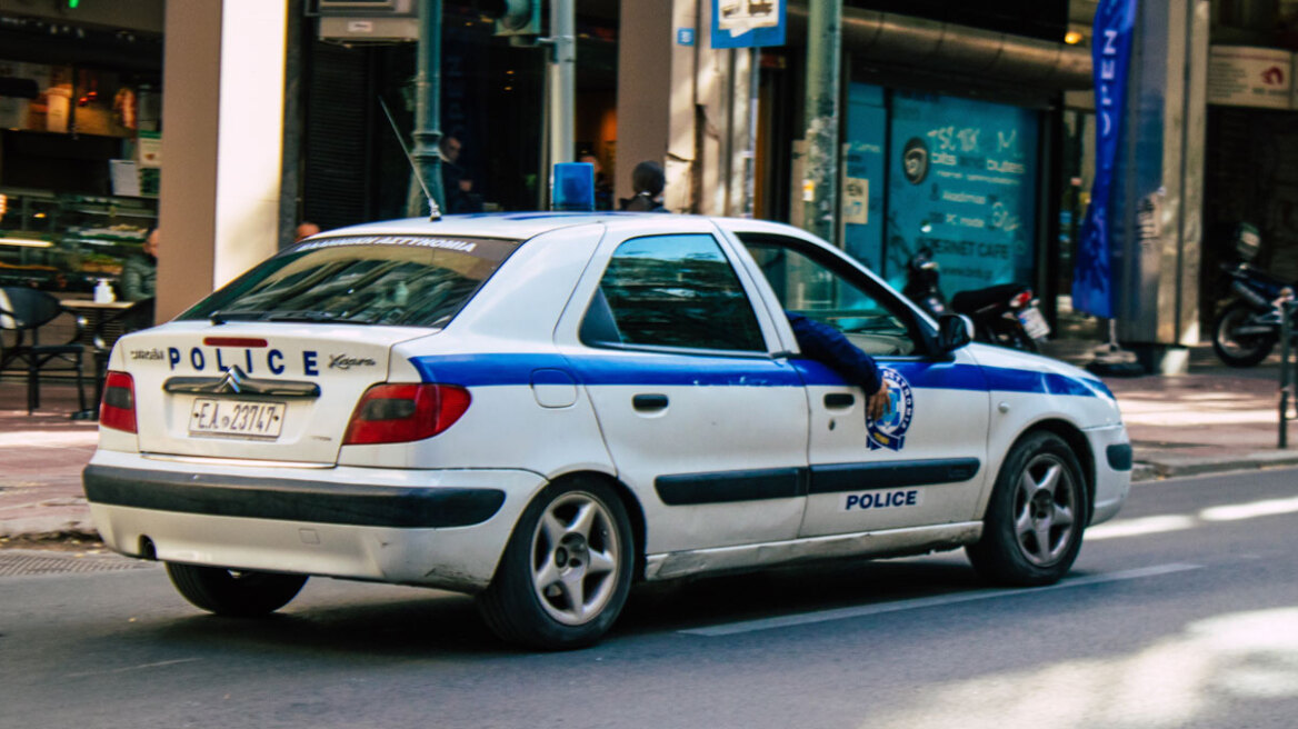 Χαλάνδρι: Σοβαρός τραυματισμός ανηλίκου Βρετανού μετά από πτώση από μπαλκόνι ξενοδοχείου