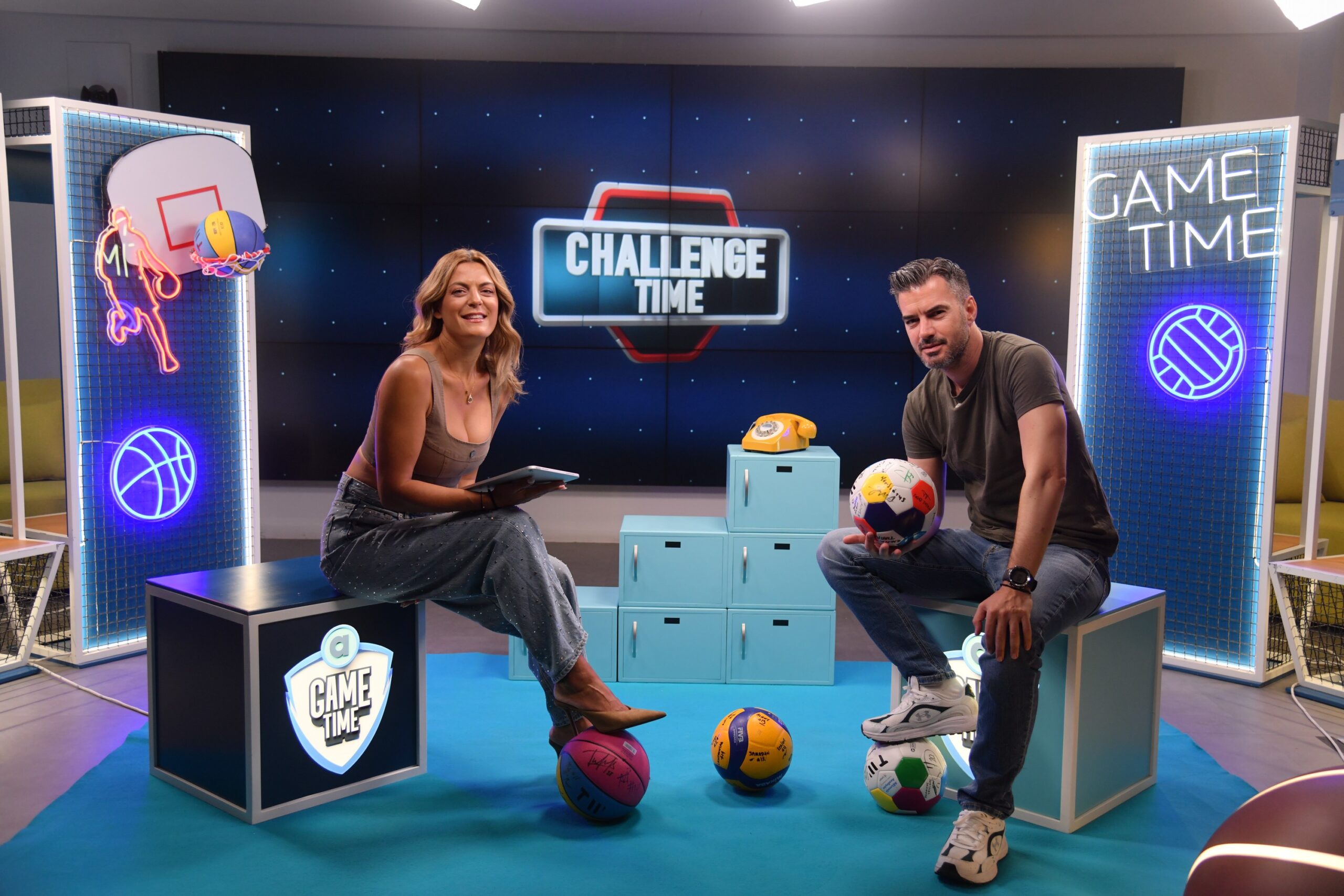 Ο Γιάννης Τσιμιτσέλης στο Allwyn Game Time: Ψάρεμα με Κέιν, Ικαριώτικο με Κουρτουά και σούβλες με Ρονάλντο Ο Γιάννης Τσιμιτσέλης στο Allwyn Game Time: Ψάρεμα με Κέιν, Ικαριώτικο με Κουρτουά και σούβλες με Ρονάλντο