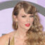 Γάμος με στιλιστικό «twist»: Η στενή φίλη της Taylor Swift εμφανίστηκε με το ίδιο φόρεμα με άλλη καλεσμένη