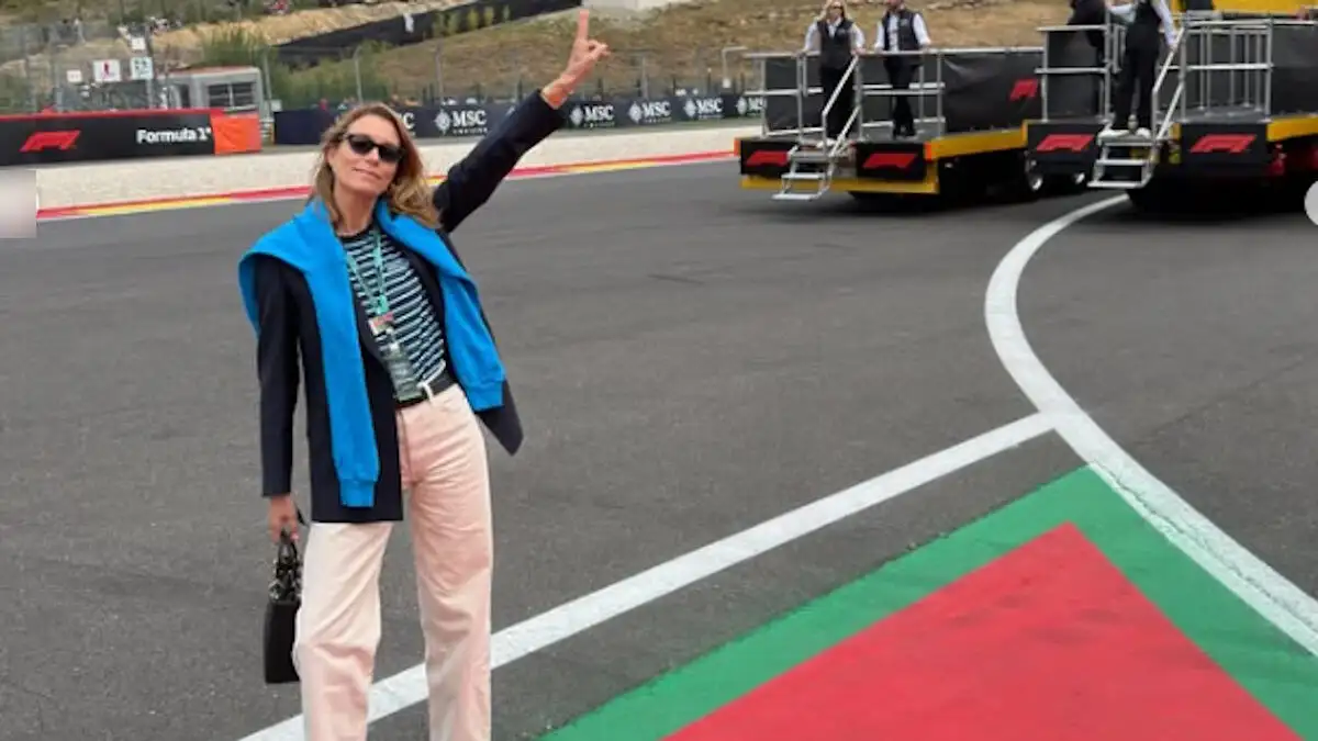 Βίκυ Καγιά: Στο Grand Prix της Formula 1 στο Βέλγιο – Οι φωτογραφίες της από την πίστα