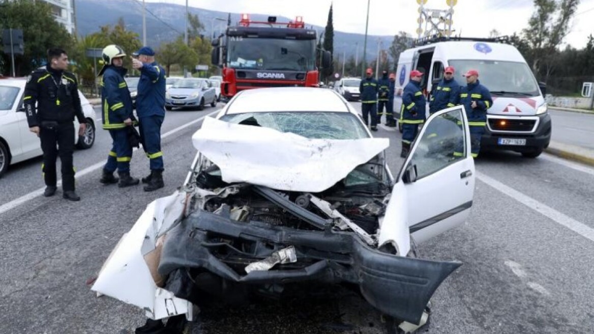 Τροχαίο δυστύχημα στη Χαλκιδική: Νεκρός 19χρονος μετά από σφοδρή σύγκρουση δύο οχημάτων Τροχαίο δυστύχημα στη Χαλκιδική: Νεκρός 19χρονος μετά από σφοδρή σύγκρουση δύο οχημάτων
