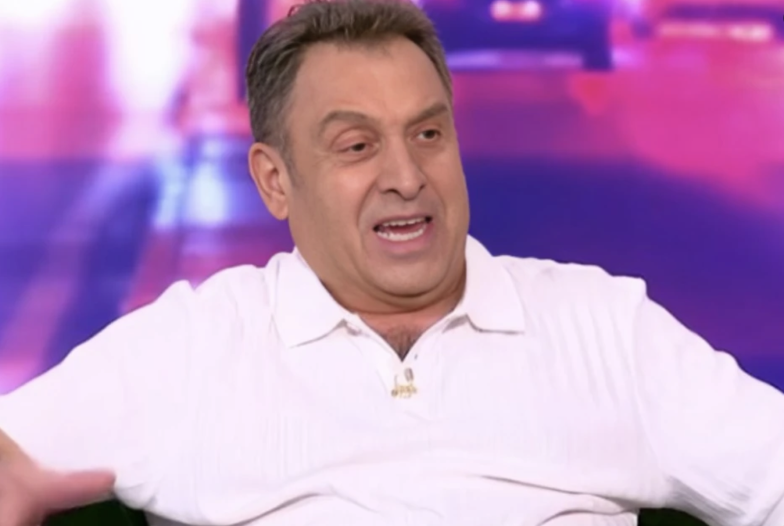 Πάνος Σταθακόπουλος: «Δεν ένιωσα ποτέ ότι έχασα κάτι που δεν ακολούθησα τον δρόμο της ιεροσύνης»