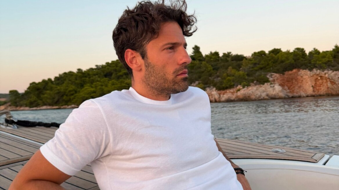 Κωνσταντίνος Αργυρός: Η φωτογραφία μέσα από σκάφος – «Μεσοπέλαγα αρμενίζω»