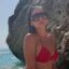 Evangelia: Με κόκκινο μπικίνι λίγο πριν τις καλοκαιρινές συναυλίες – Οι φωτογραφίες που εντυπωσίασαν