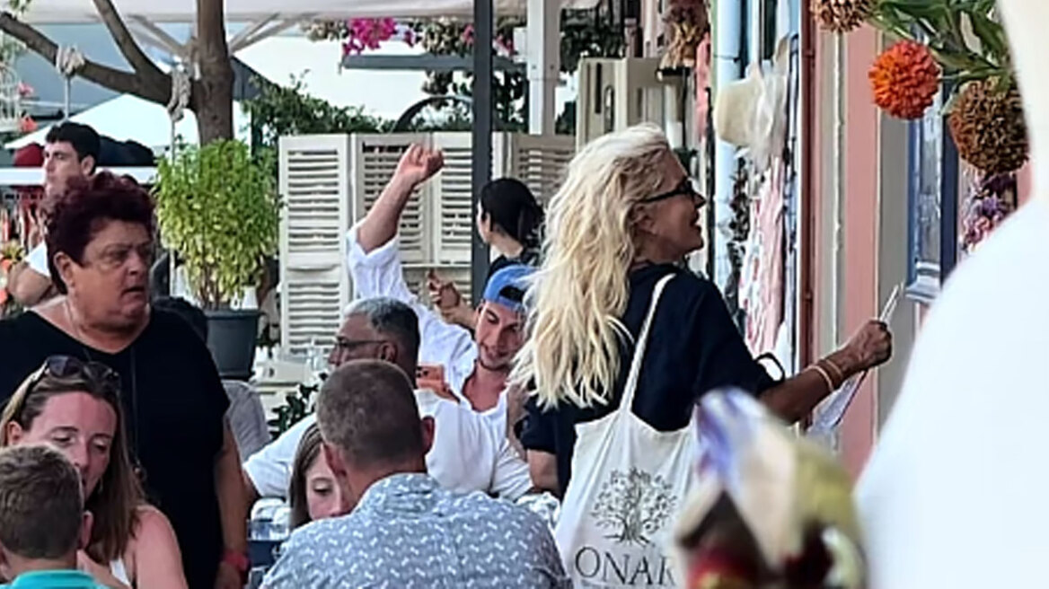 Ελένη Μενεγάκη: Για φαγητό στο Φισκάρδο με τον Μάκη Παντζόπουλο – Το βίντεο από την έξοδό τους Ελένη Μενεγάκη: Για φαγητό στο Φισκάρδο με τον Μάκη Παντζόπουλο – Το βίντεο από την έξοδό τους