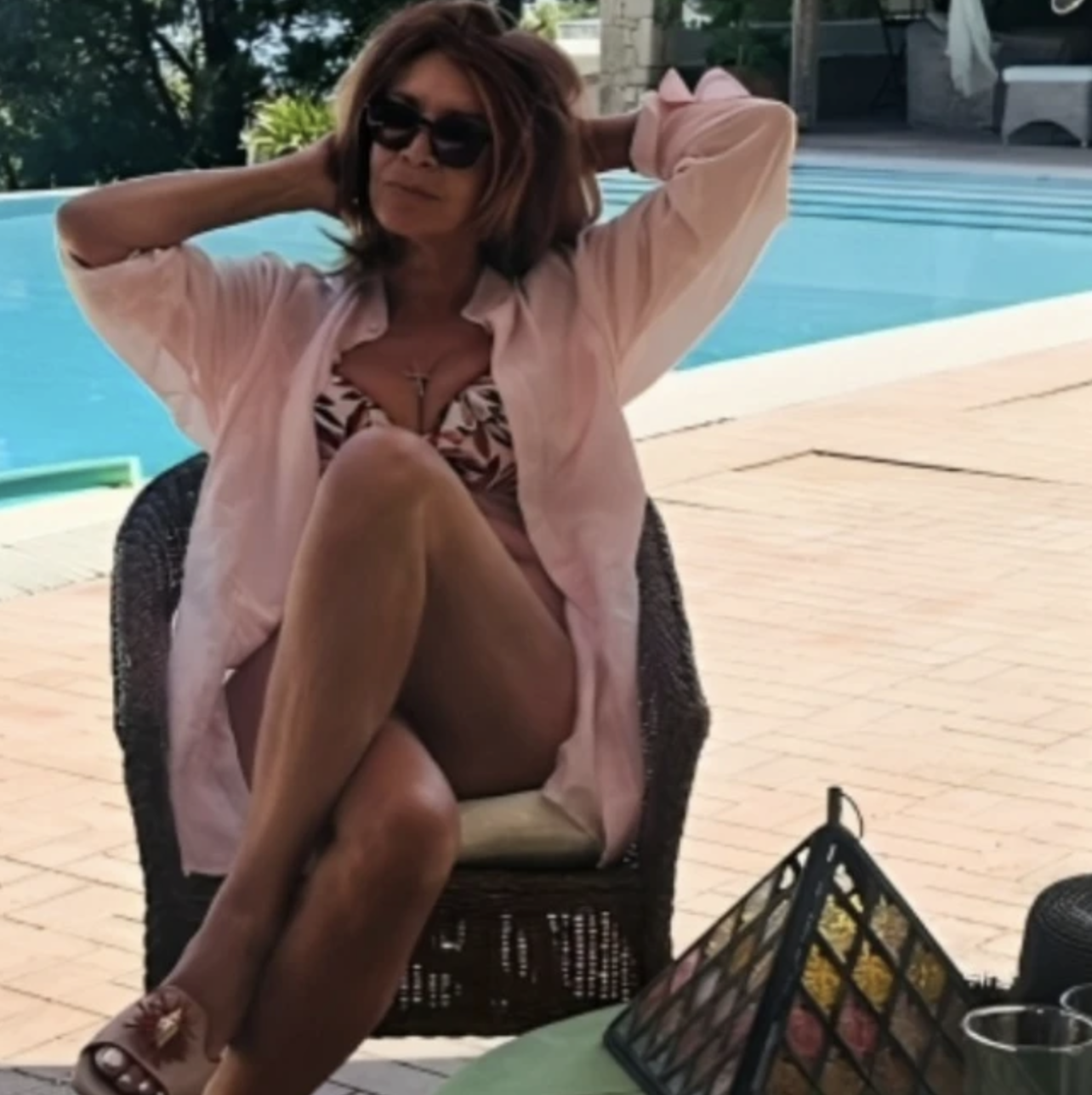 Μιμή Ντενίση: Στον αγαπημένο της Θεολόγο για τις καλοκαιρινές διακοπές Μιμή Ντενίση: Στον αγαπημένο της Θεολόγο για τις καλοκαιρινές διακοπές