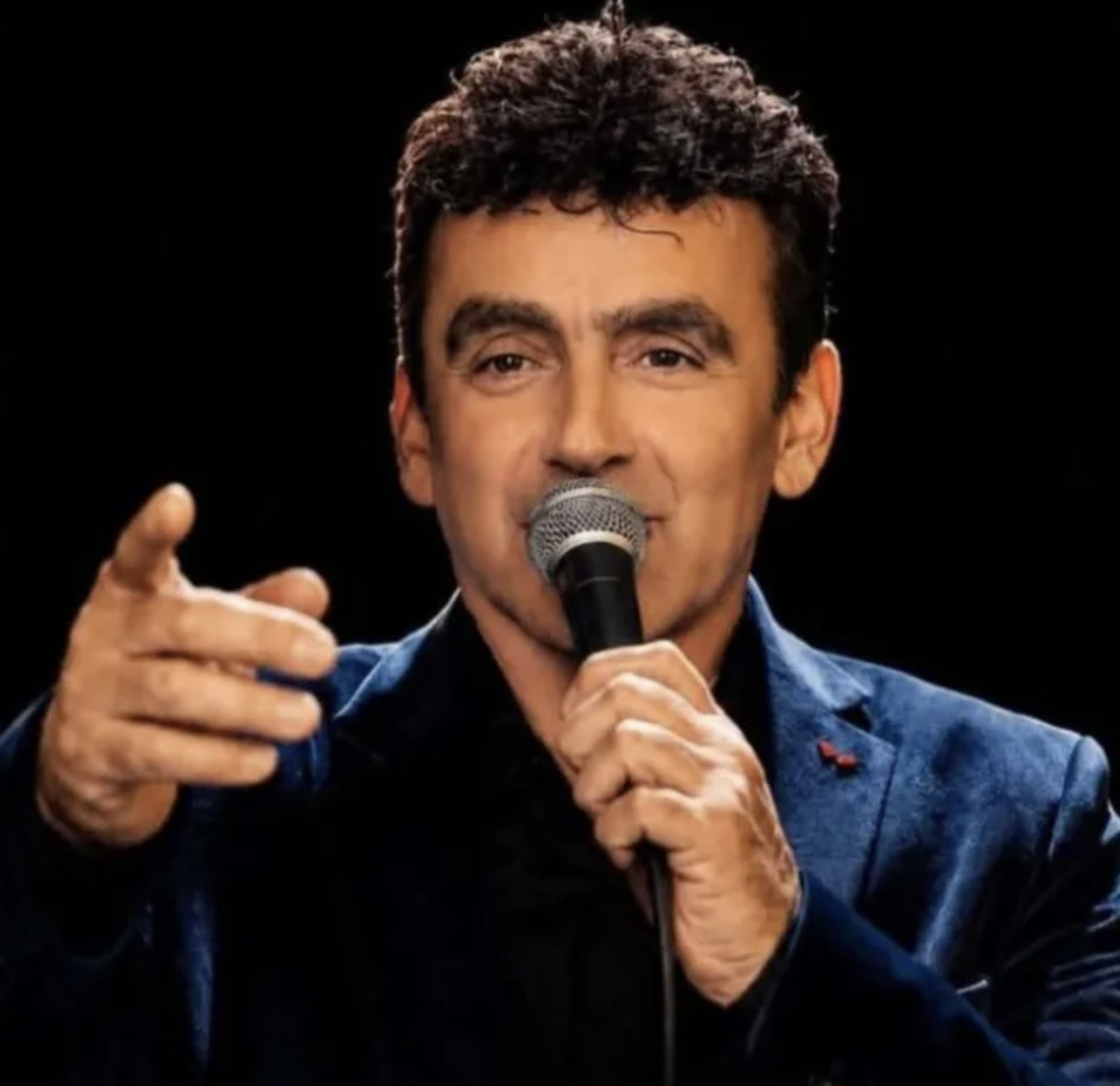 Πέθανε ο τραγουδιστής και λυράρης Στάθης Παρχαρίδης σε ηλικία 59 ετών