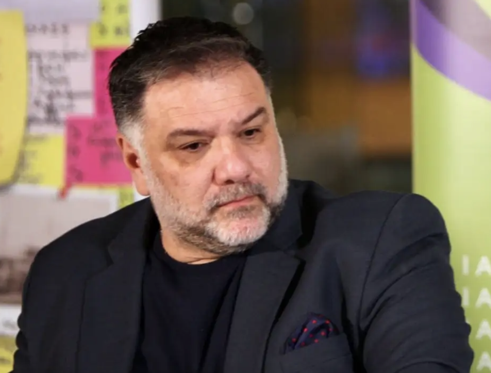 Γρηγόρης Αρναούτογλου: Η συγκινητική αναφορά στη μητέρα του και η ανάμνηση που τον συγκλονίζει