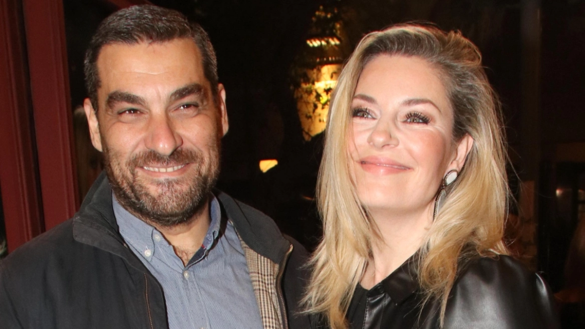 Ελισάβετ Μουτάφη – Μάνος Νιφλής: Οκτώ χρόνια κοινής ζωής και μια τρυφερή αφιέρωση Ελισάβετ Μουτάφη – Μάνος Νιφλής: Οκτώ χρόνια κοινής ζωής και μια τρυφερή αφιέρωση