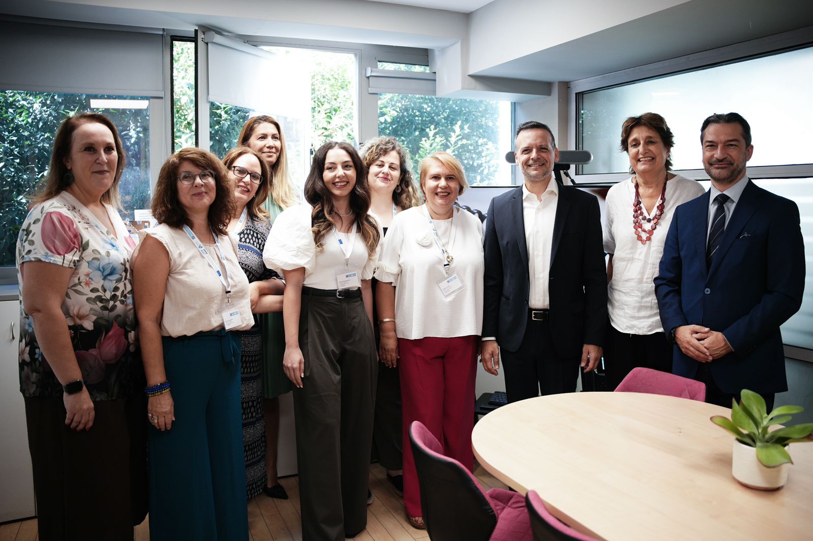 Χάρης Δούκας: «Το Job Center δημιουργεί δρόμους προς την αυτονομία. Μέχρι σήμερα, 503 άνθρωποι έχουν βρει υποστήριξη και 138 μια θέση εργασίας» Χάρης Δούκας: «Το Job Center δημιουργεί δρόμους προς την αυτονομία. Μέχρι σήμερα, 503 άνθρωποι έχουν βρει υποστήριξη και 138 μια θέση εργασίας»