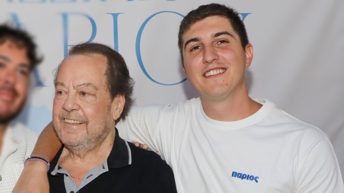 Good Job Nicky για τον Γιάννη Πάριο: «Δεν με επηρέασαν τα σχόλια – Είναι ένα ιερό τέρας της μουσικής» Good Job Nicky για τον Γιάννη Πάριο: «Δεν με επηρέασαν τα σχόλια – Είναι ένα ιερό τέρας της μουσικής»