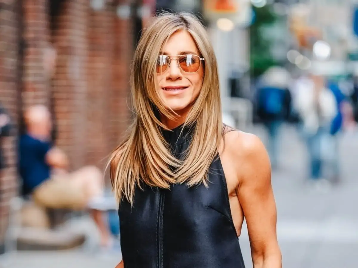 Jennifer Aniston: Πιο ευτυχισμένη από ποτέ με τον Jim Curtis – Το νέο κεφάλαιο στη σχέση τους και τι ισχύει για τον γάμο Jennifer Aniston: Πιο ευτυχισμένη από ποτέ με τον Jim Curtis – Το νέο κεφάλαιο στη σχέση τους και τι ισχύει για τον γάμο