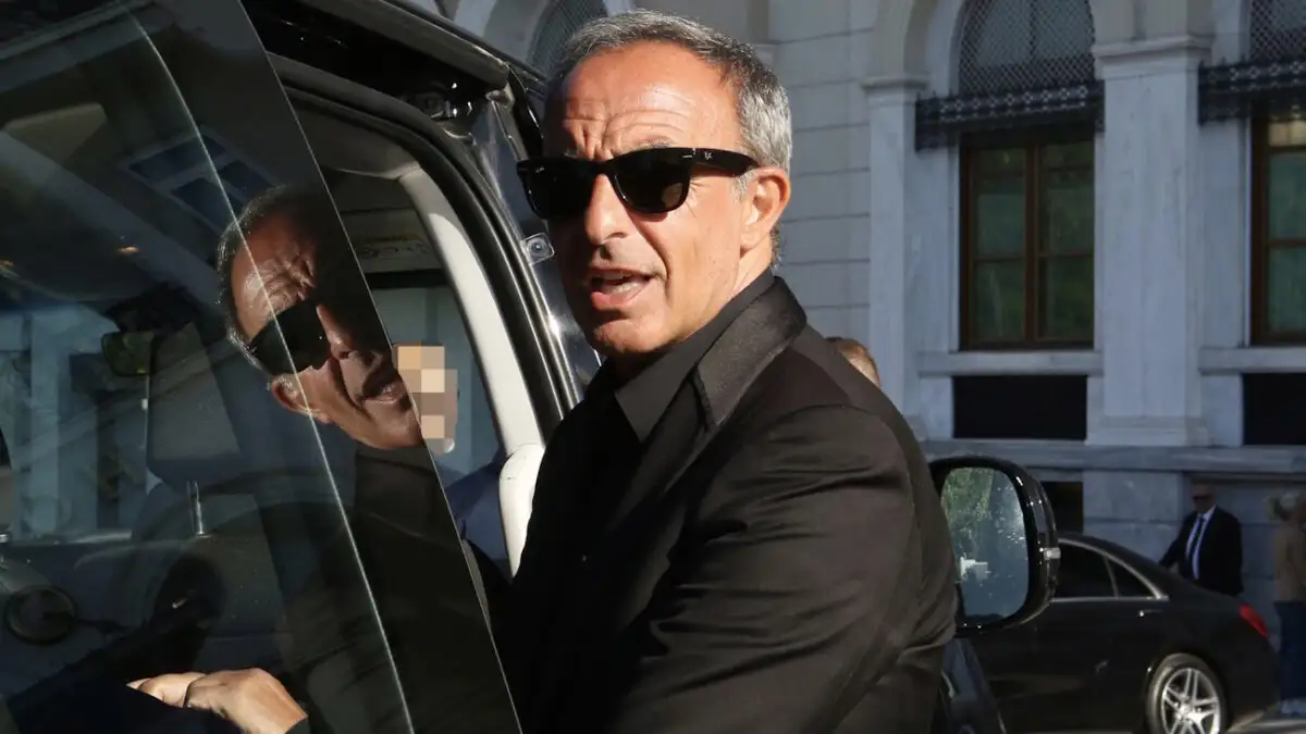 Νίκος Αλιάγας: Η συγκλονιστική εξομολόγηση για τον πατέρα του – «Η ωραιότερη και η πιο σκληρή φωτογραφία της ζωής μου»