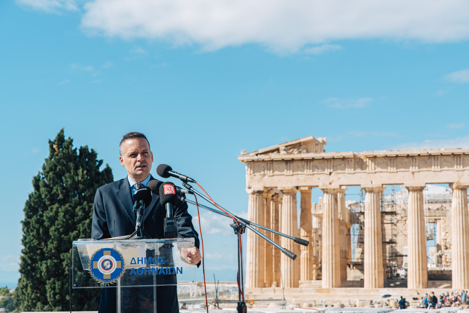 Χάρης Δούκας: «Δεν υπάρχει Δημοκρατία χωρίς πολίτες που να την υπερασπίζονται καθημερινά. Το οφείλουμε σε όσους αγωνίστηκαν, στις γενιές που έρχονται»