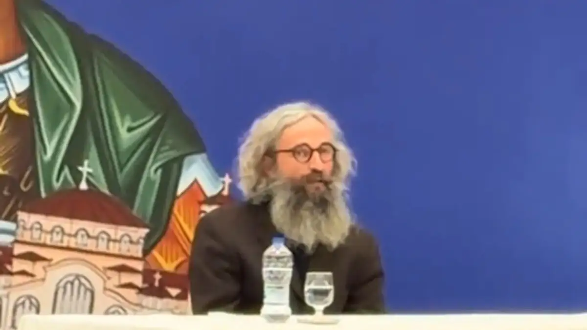 Άρης Σερβετάλης: Η εντυπωσιακή μεταμόρφωση για τον ρόλο του Αγίου Ιωσήφ Άρης Σερβετάλης: Η εντυπωσιακή μεταμόρφωση για τον ρόλο του Αγίου Ιωσήφ