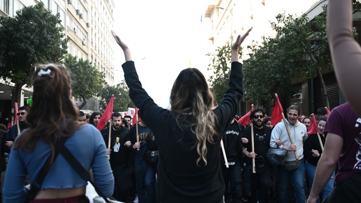 Συγκεντρώσεις μαθητών και φοιτητών και απεργιακές κινητοποιήσεις σε υγεία και Δημόσιο – Τι ισχύει για τα μέσα μεταφοράς