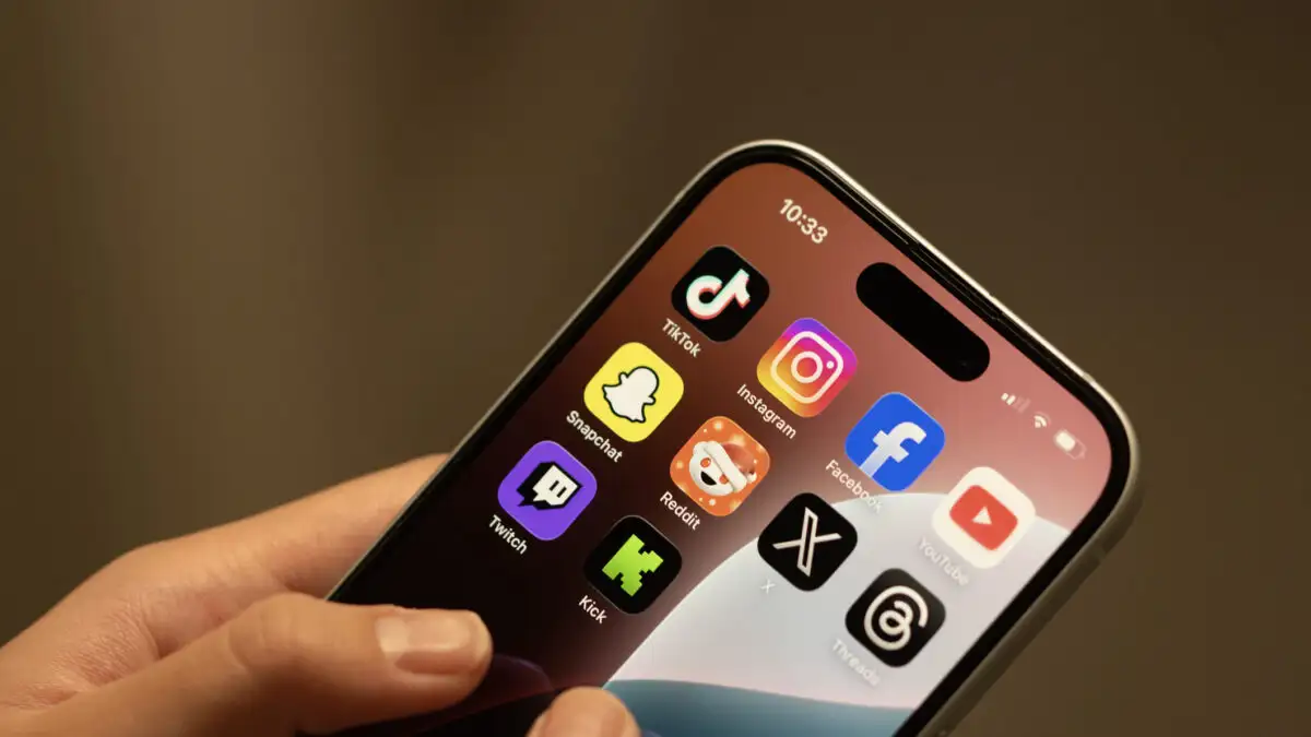 Νορβηγία: Σχεδιάζει να απαγορεύσει το TikTok, το Snapchat και το Roblox σε άτομα κάτω των 16 ετών