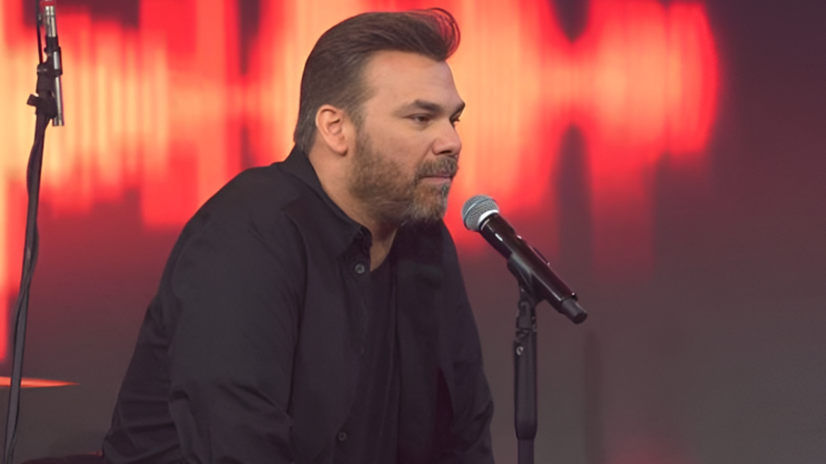 Γιώργος Σαμπάνης για Γιώργο Μαζωνάκη: «Ήμουν περισσότερο φύλακάς του παρά φίλος του» Γιώργος Σαμπάνης για Γιώργο Μαζωνάκη: «Ήμουν περισσότερο φύλακάς του παρά φίλος του»